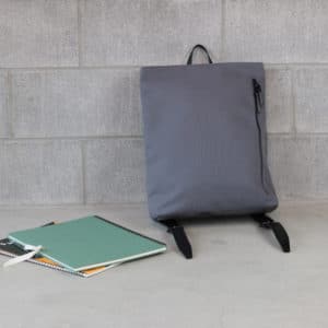 スクエア型のシンプルな和ックパックというリュックサック