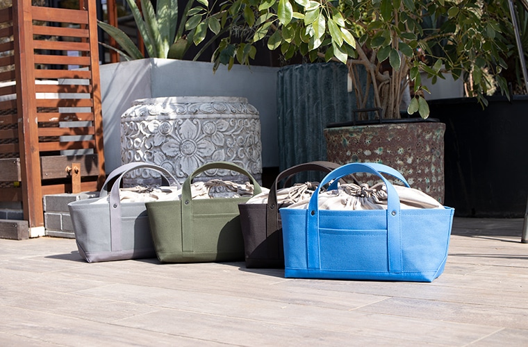 可愛いとエレガントを併せ持つ大人のミニトート